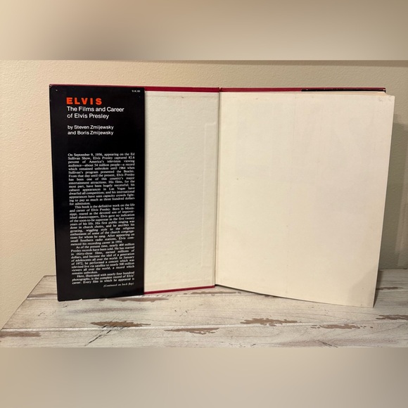 Elvis: The Films and Career of Elvis Presley by Steven and Boris Zmijewsky - Picture 4 of 10